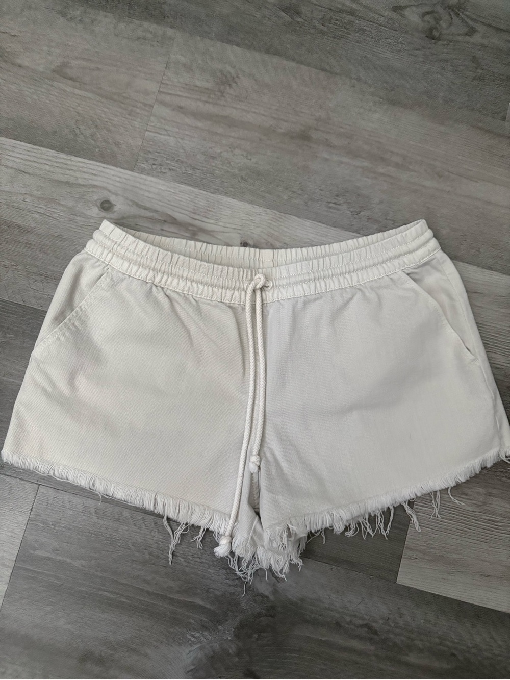 aerie Cream Frayed Hem Drawstring Athletic Shorts